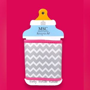 NWT MSC Collection Pink/Grey Chevron Pattern Baby Bottle Koozie